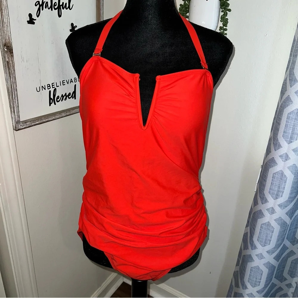 New with tag Nicole Miller Women's V Wire Shirred Bandeau One Piece